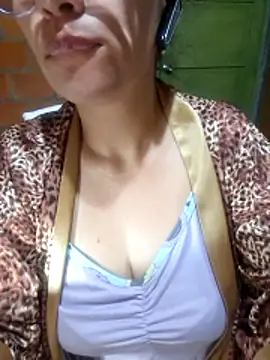 Eva rossel online show from 05-07-26, 03:11