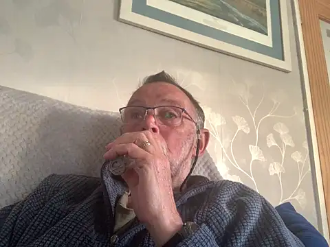 Moonraker64 online show from 06-06-26, 07:08
