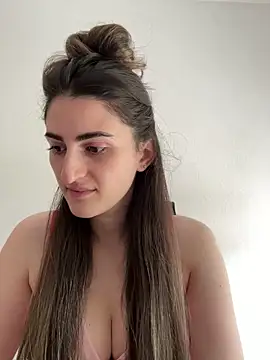 OliviaBaby- online show from 05-15-26, 10:35