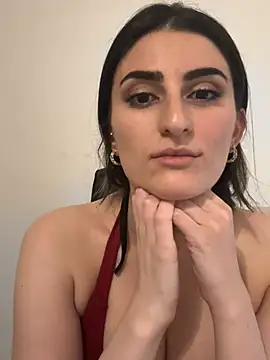 OliviaBaby- online show from 05-04-26, 06:11