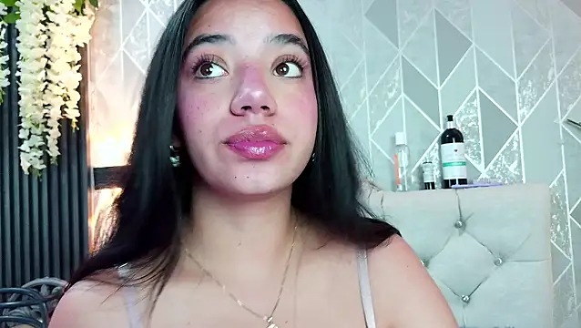 Zaira bonny online show from 06-17-26, 03:00