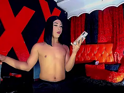 Mia Colucci25 online show from 05-20-26, 02:41