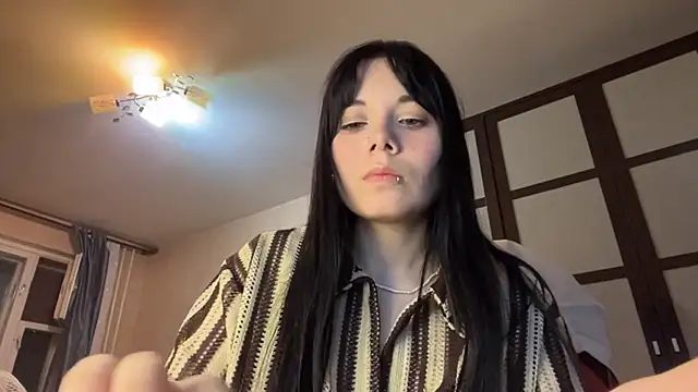 gothicq online show from 05-19-26, 06:37