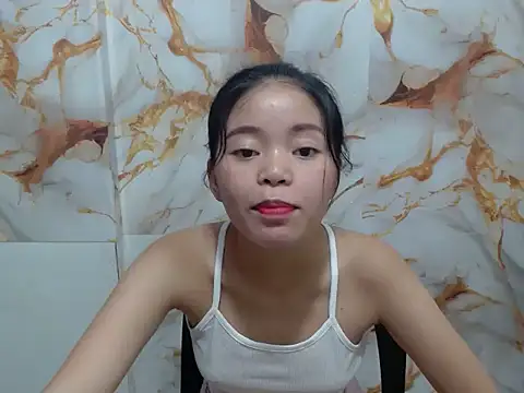 Sweet Sarah69 online show from 05-29-26, 02:01
