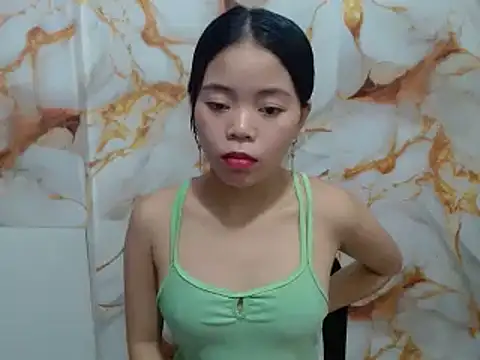 Sweet Sarah69 online show from 05-20-26, 12:46