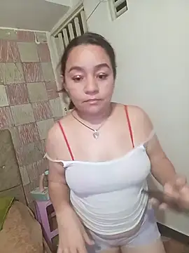 chicatraviesa24 online show from 06-14-26, 02:24