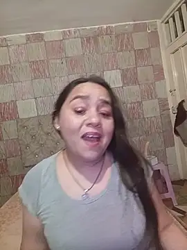 chicatraviesa24 online show from 06-13-26, 11:56
