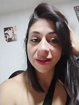 Snapshot of arianna_rouse_ chatting on 06-11-26, 02:11 arianna rouse online show from 06-11-26, 02:11