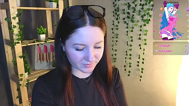 Snapshot of RudyLienna chatting on 05-10-26, 08:51 RudyLienna online show from 05-10-26, 08:51