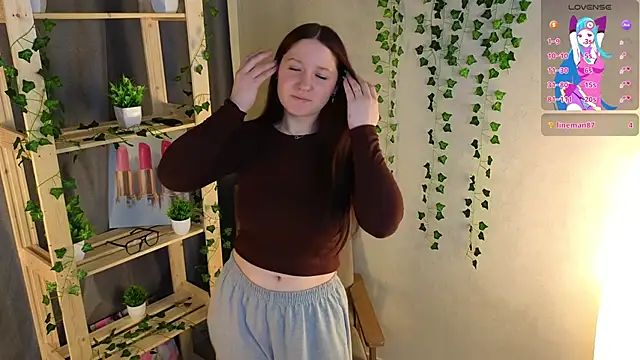 Snapshot of RudyLienna chatting on 05-11-26, 04:47 RudyLienna online show from 05-11-26, 04:47