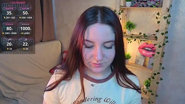 Snapshot of RudyLienna chatting on 06-14-26, 08:15 RudyLienna online show from 06-14-26, 08:15