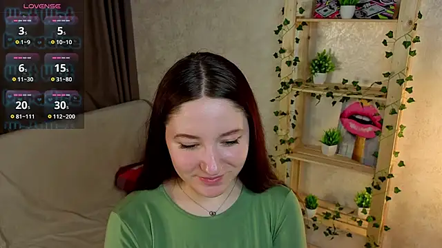 Snapshot of RudyLienna chatting on 06-02-26, 04:45 RudyLienna online show from 06-02-26, 04:45