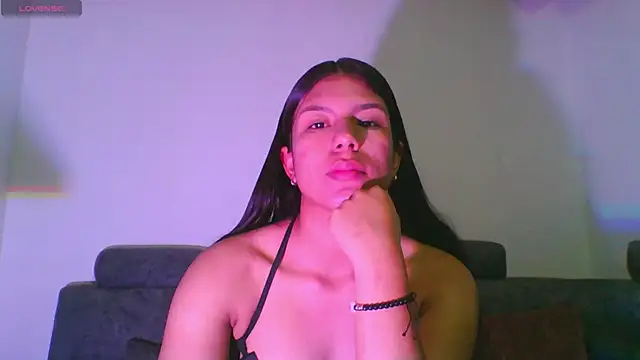 FernandaHils online show from 05-05-26, 12:52