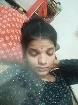 Student garl 1 online show from 06-06-26, 08:14