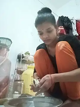 Student garl 1 online show from 06-05-26, 07:36