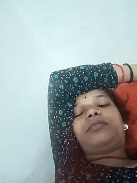 Student garl 1 online show from 06-11-26, 11:57