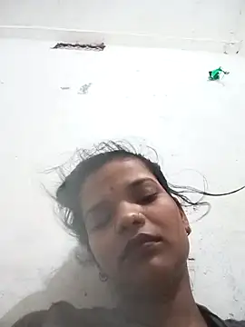 Student garl 1 online show from 05-10-26, 12:14
