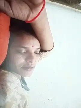 Student garl 1 online show from 05-25-26, 08:07