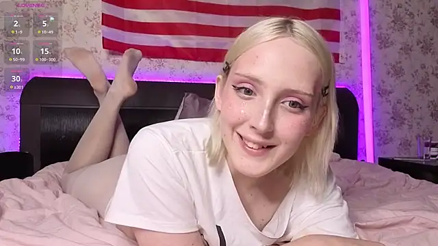 Snapshot of llinabarbie chatting on 05-07-26, 05:49 llinabarbie online show from 05-07-26, 05:49