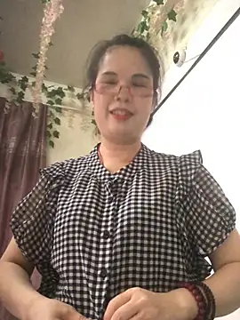 nidejiejie online show from 06-18-26, 01:04