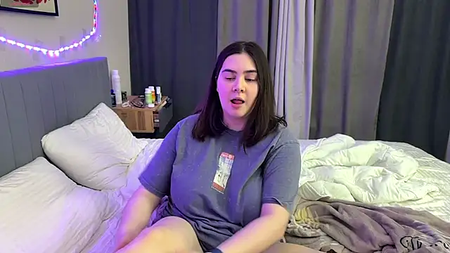 hot vampire online show from 05-15-26, 05:00
