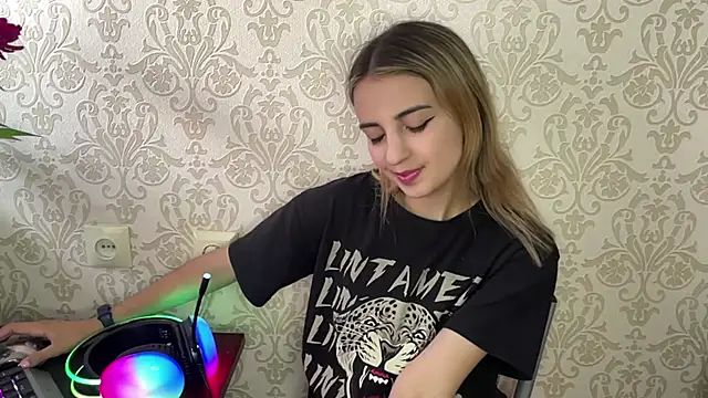 By Mira online show from 06-01-26, 03:00