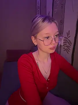 Velvet Doll  online show from 05-11-26, 04:03