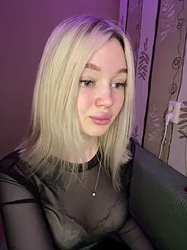 Velvet Doll  online show from 05-26-26, 04:21