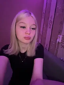 Velvet Doll  online show from 06-05-26, 04:17