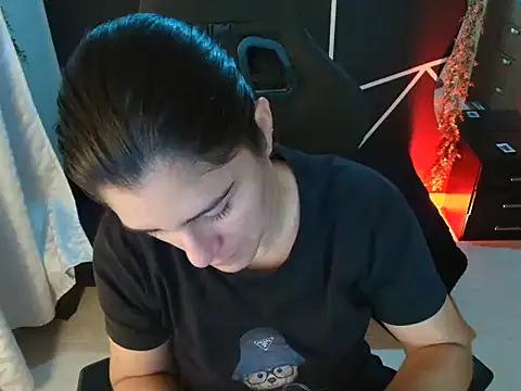 LUCYMILF SEXY online show from 05-10-26, 01:36
