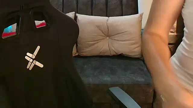 LUCYMILF SEXY online show from 06-05-26, 06:02