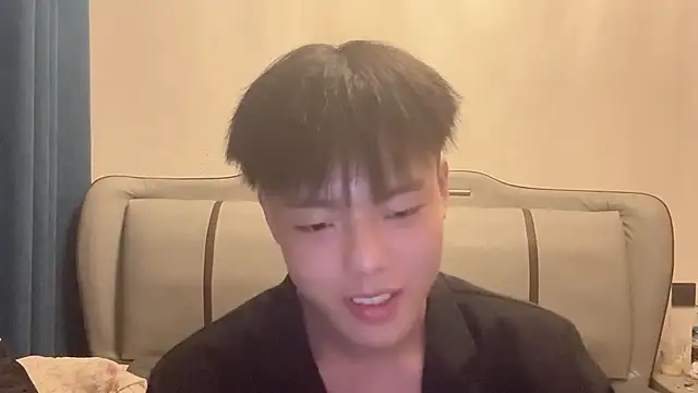 LY-0101 online show from 05-07-26, 02:53
