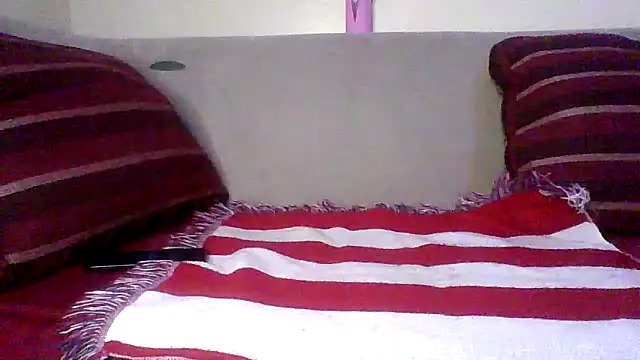 Snapshot of yhiopkg chatting on 05-13-26, 01:56 yhiopkg online show from 05-13-26, 01:56