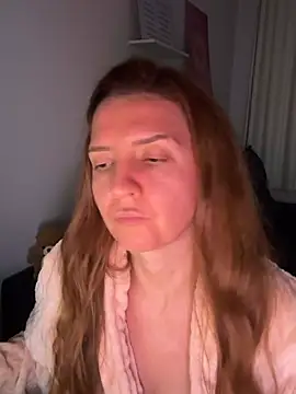 Snapshot of therealgingerr chatting on 05-30-26, 09:42 therealgingerr online show from 05-30-26, 09:42