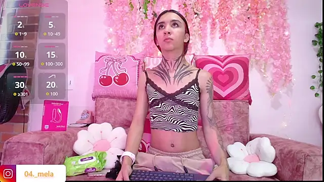 naomi femme online show from 05-28-26, 11:27