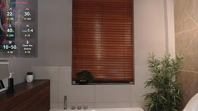 Spencerwhite  online show from 05-28-26, 07:53