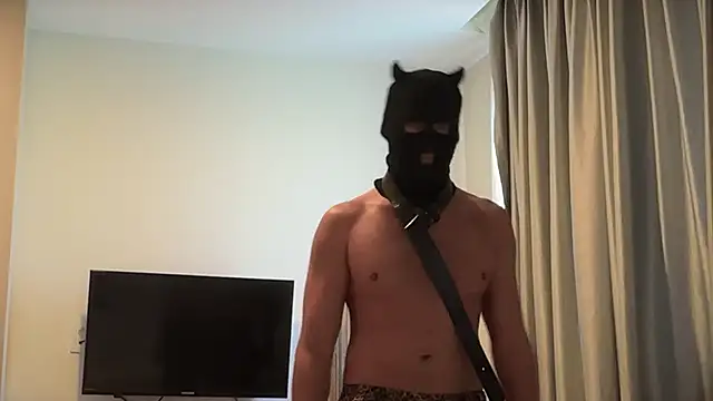 hiddenCrazySlutCpl online show from 06-20-26, 02:49