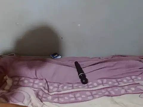 petitekaylaXxx online show from 05-14-26, 12:40