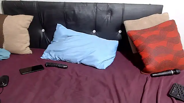 petitekaylaXxx online show from 06-07-26, 02:55