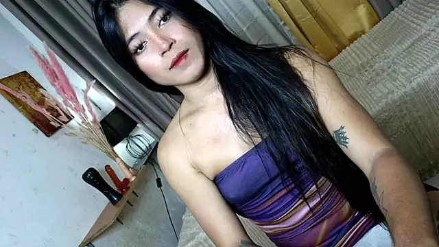 Ladymikaela online show from 05-05-26, 04:15