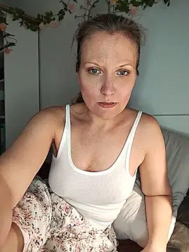Candy Cougar online show from 06-13-26, 12:03