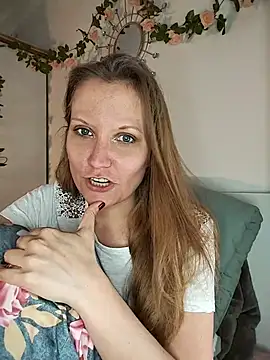 Candy Cougar online show from 05-28-26, 09:38
