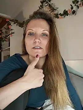 Candy Cougar online show from 06-03-26, 06:58