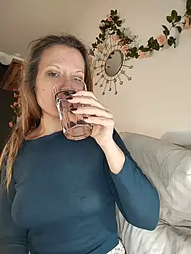 Candy Cougar online show from 06-04-26, 07:13