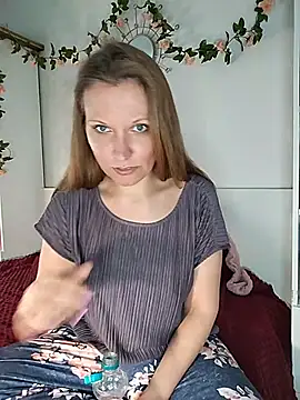 Candy Cougar online show from 05-05-26, 06:27