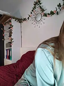 Candy Cougar online show from 05-15-26, 06:55