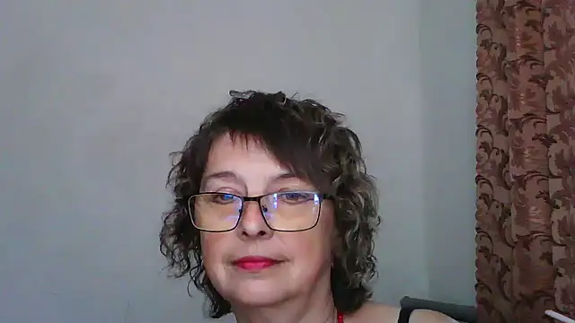 ElizabethGorden online show from 06-10-26, 10:49