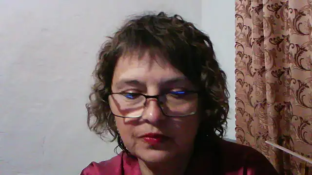 ElizabethGorden online show from 06-11-26, 06:27