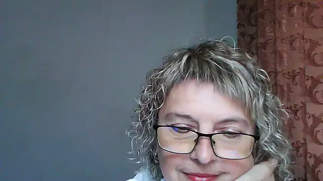 ElizabethGorden online show from 06-18-26, 01:27