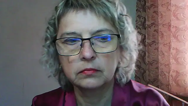ElizabethGorden online show from 06-15-26, 05:40